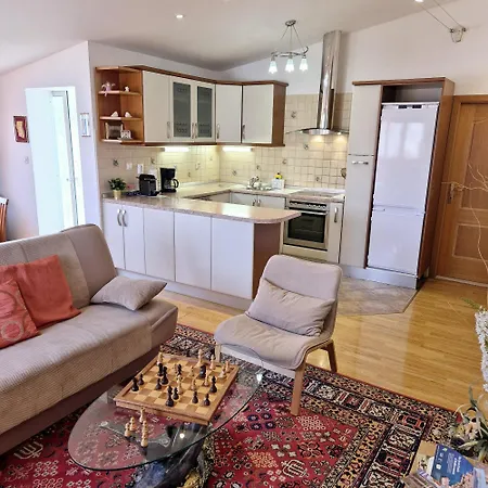 Olivia Apartment Kastela