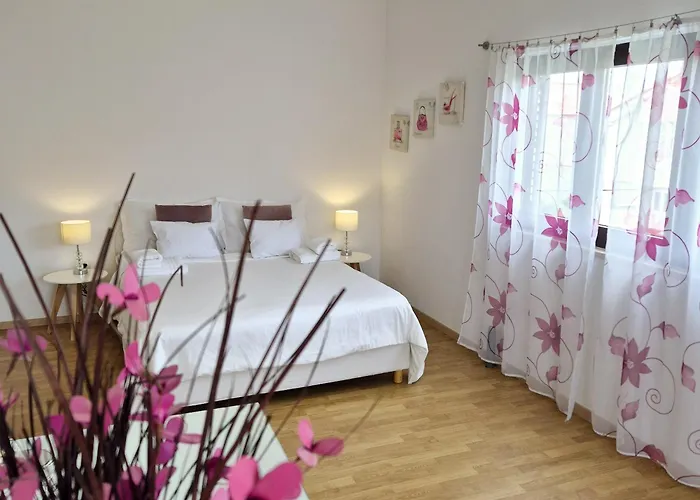 Appartement Villa Olivia - Beach & Pool Apartments Near Split & Trogir Kaštela