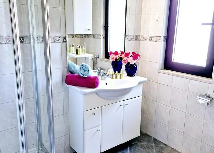 Appartement Villa Olivia - Beach & Pool Apartments Near Split & Trogir *