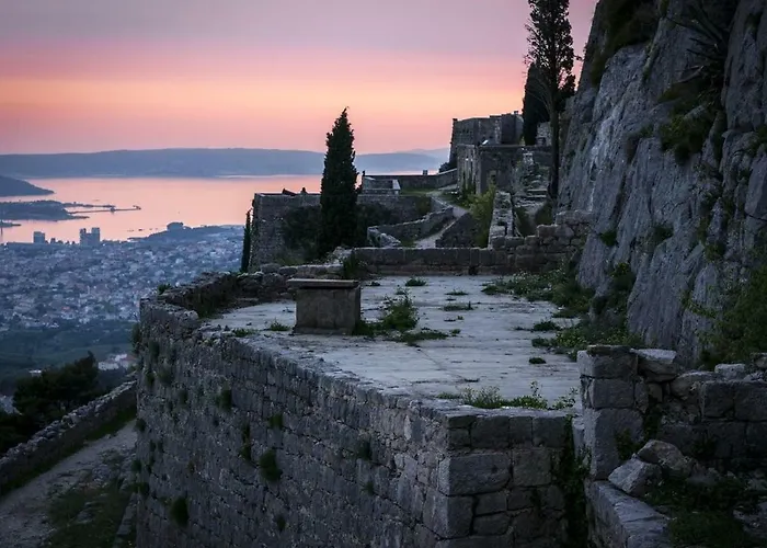 Appartement Villa Olivia - Beach & Pool Apartments Near Split & Trogir